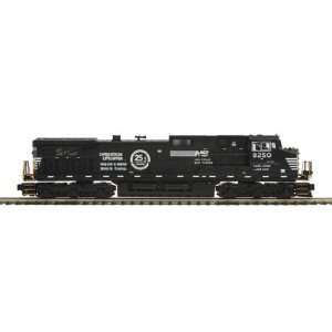  O Scale Dash 9 w/PS2, NS Toys & Games