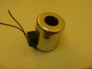 9326 NEW Parker CH 10040 002 Solenoid Coil 120 VAC  