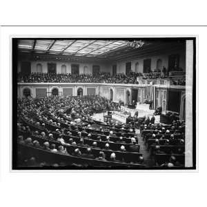   Print (L) Harding addressing Congress, [12/8/22]