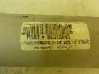 19921 SE313043 Hyd Cylinder 2 1/2 Bore 6 Stroke  