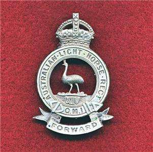 Aust   Hat Badge   14 ALH Regt   QMI (1900 12)  