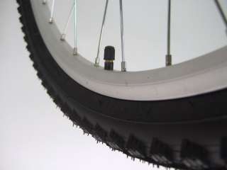 NEW MOUNTAIN BIKE WHEELSET FOR USE WITH RIM BRAKES ~ NEW IN THE BOX