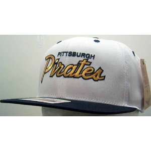  Pittsburgh Pirates Vintage Retro Snapback Cap Sports 