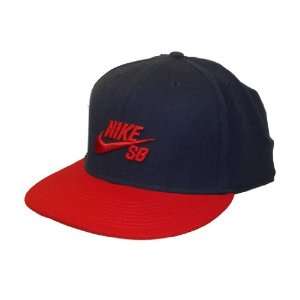  Nike Mens SB Fitted Icon Hat In Blue & Red in Size 8 
