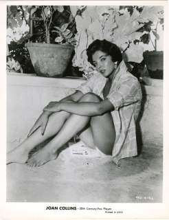 1957 JOAN COLLINS BATHING BEAUTY PIN UP PHOTOGRAPH EARLY VIEW RARE 