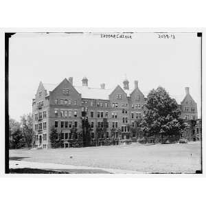  Vassar College