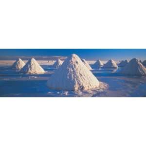  Salt Pyramids on Salt Flat, Salar De Uyuni, Potosi 