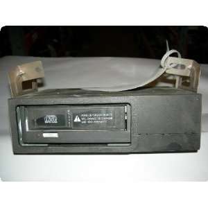  Radio  LINCOLN LS 00 02 CD changer, (ID XW4F 18C830 AG 