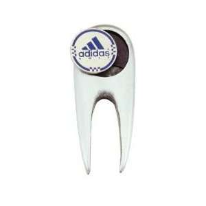  GD3000C    Golf divot repair tool with magnetic ball 
