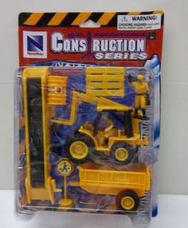 NEW RAY CONSTRUCTION SERIES FORK TRUCK ACCESSORIES TOY  