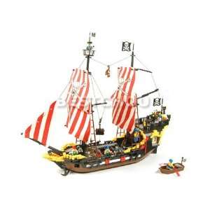  308 enlighten pirate ship black pearl 870pcs Toys & Games