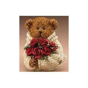  Boyds Bears Pin Dylan Holding Flowers #82072