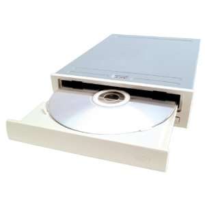  CD RW Drive 32x/10x/40x Eide with Nero Software 