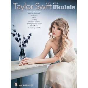 Taylor Swift for Ukulele [Paperback] Taylor Swift Books