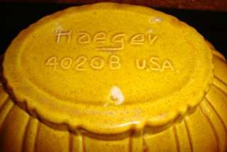 Vintage Haeger Pottery 4020B Planter USA Gold Speckled  