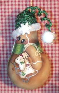 Holiday Lightbulb CD 10 Patterns, Christmas, gingerbread,Santas 