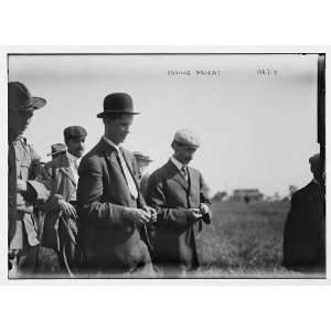  Orville Wright,crowd on flying field