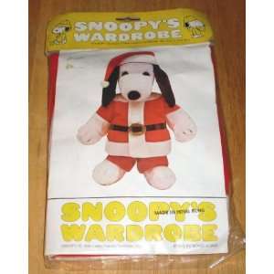  Peanuts Snoopys Wardrobe for 18 Plush Snoopy   Santa 