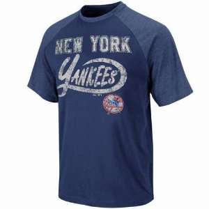    New York Yankees Signs Raglan T Shirt (Navy)