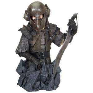  Lord of the Rings Frodo in Orc Armor Bust Toys & Games