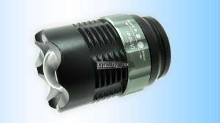 ZOOMABLE 7W CREE LED Flashlight Torch Zoom 18650 SA6  