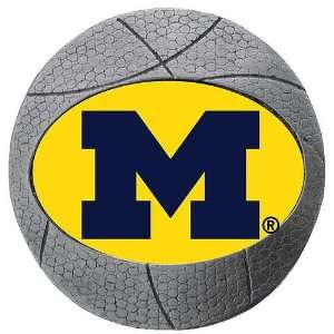  Michigan Wolverines NCAA Basketball One Inch Pewter Lapel 