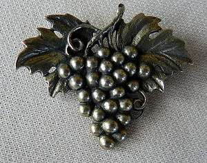 VINTAGE JAMES AVERY STERLING SILVER GRAPE LEAVES PIN BROOCH RARE 