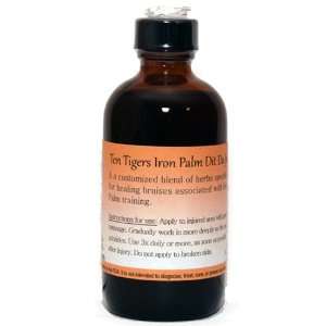 Ten Tigers Iron Palm Dit Da Jow Liniment   8 oz Health 