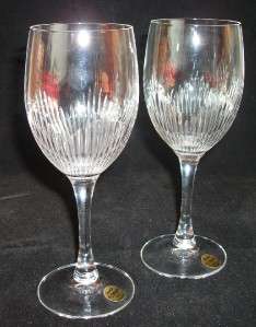 Cris DArques ESTERELE 2 Wine Glasses Excellent cond  