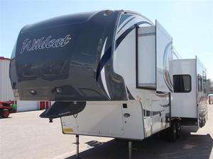 Wildcat 282RKX 5th Wheel by Forest River Rear Kitchen with Vanity 