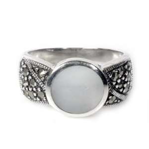   Silver Marcasite Ring with Mother of Pearl   Size 6 9 Jewelry