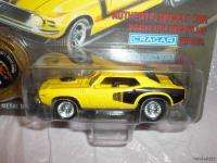 JOHNNY Lightning 1971 HEMI CUDA yellow Muscle Cars USA mint carded 