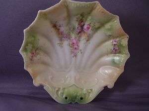 RS PRUSSIA PINK ROSE FLORAL SPRAY SHELL SHAPED BOWLS (2)  