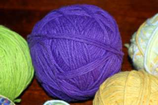   is Lion Cotton. Theres also a smaller ball included of the same yarn