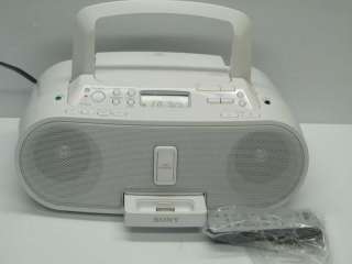   Boombox with CD Player AM/FM Radio and Apple iPod Dock White ZS S2IP