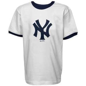  MLB Majestic New York Yankees Preschool Cooperstown Logo T 
