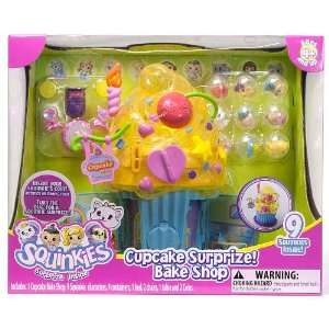  Squinkies Deluxe Playset   Cupcake Surprize Bake Shop (Age 