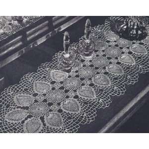 Vintage Crochet Pattern to make   Pineapple Vanity Set Doily Runner 