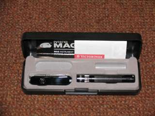 Maglite Solitaire AAA Flashlight K3A492 Swiss Army Knif  