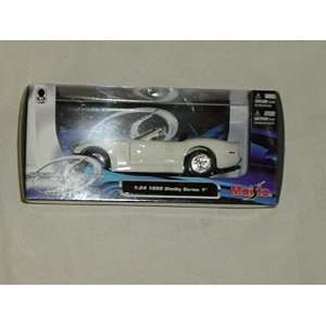 Maisto Special Edition 125 Volkswagen New Beetle Cabriolet  Toys 