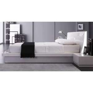  Prestige Modern White Lacquer Bed