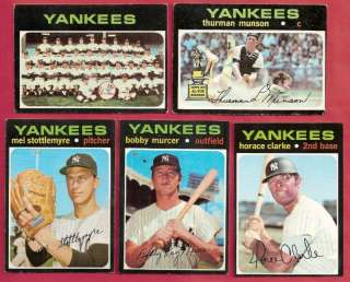 1971 Topps New York Yankees Team Set Munson (32)  