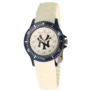    New York Yankees MLB Game Time White Watch