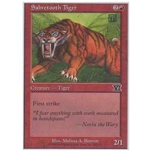   Magic the Gathering   Sabretooth Tiger   Sixth Edition Toys & Games
