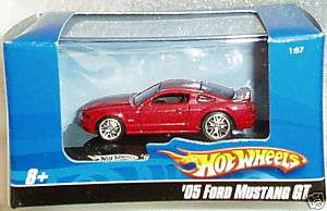 Hotwheels Blue Box 05 Ford Mustang GT Rose w/mag rims  