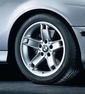   BMW Genuine Alloy Wheel 17 Star Spoke 49 Rim E39 5 Series 36111095442