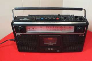   Roebuck AM/FM Stereo Radio Cassette Recorder EXCELLENT LOOK  