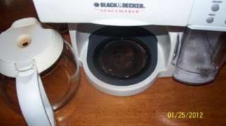 BLACK AND DECKER PROGRAMMABLE SPACE SAVER COFFEE MAKER NICE  