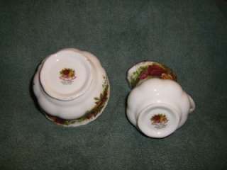 Royal Albert Old Country Roses Creamer and Sugar Bowl England Bone 