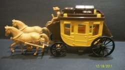   BROWN & YELLOW PLASTIC WELLS FARGO STAGECOACH WITH DRIVER NICE  